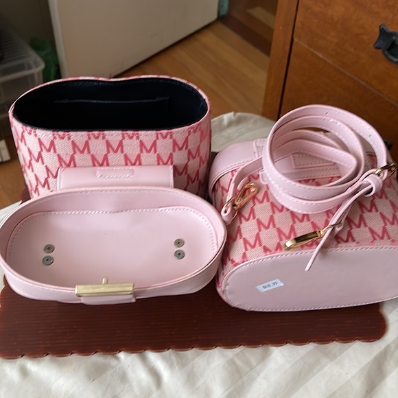 M mini bag w/ crossbody strap PINK - Picture 3 of 10